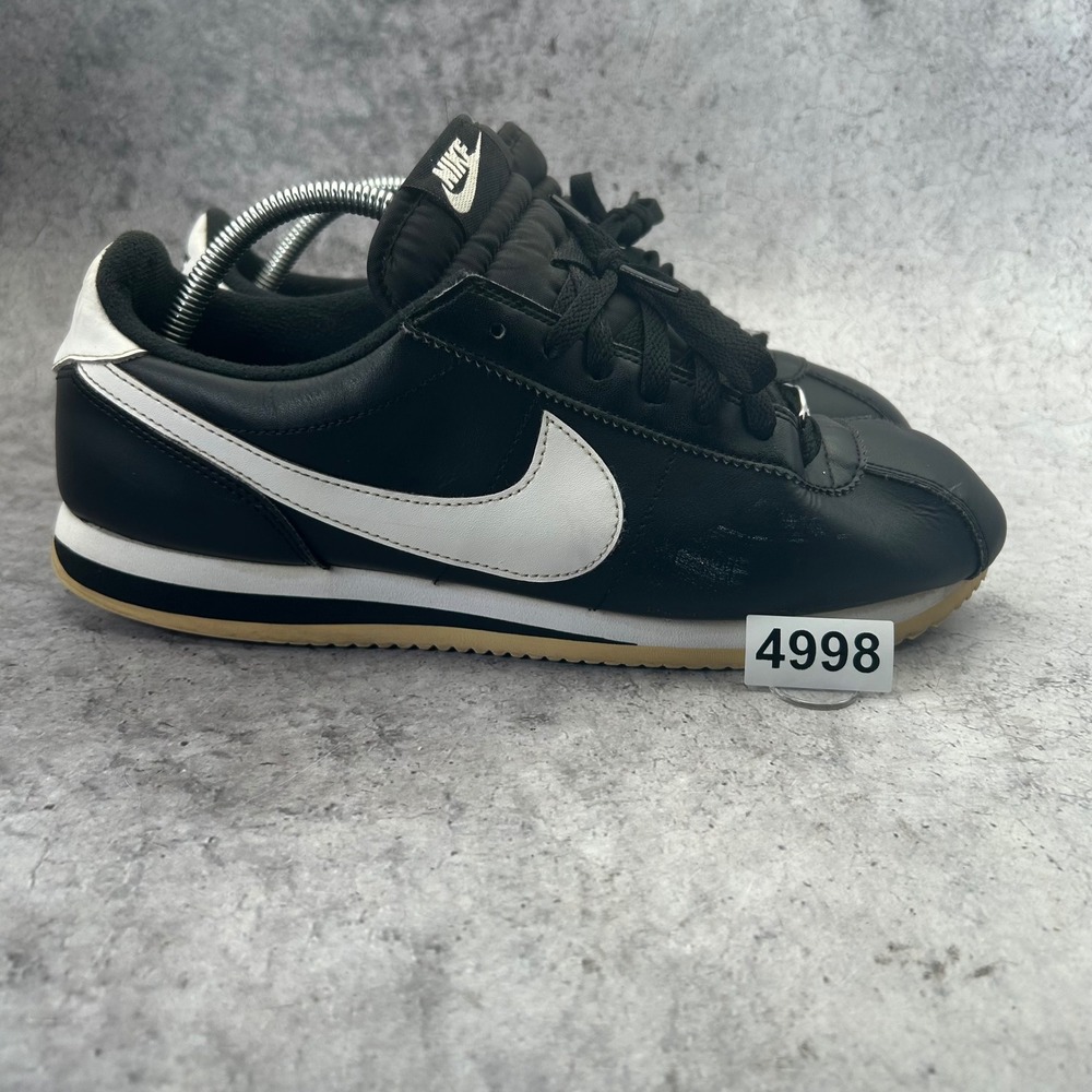 Nike Cortez Basic Leather Men Size 11 Black White Sneakers 819719-012 Classic